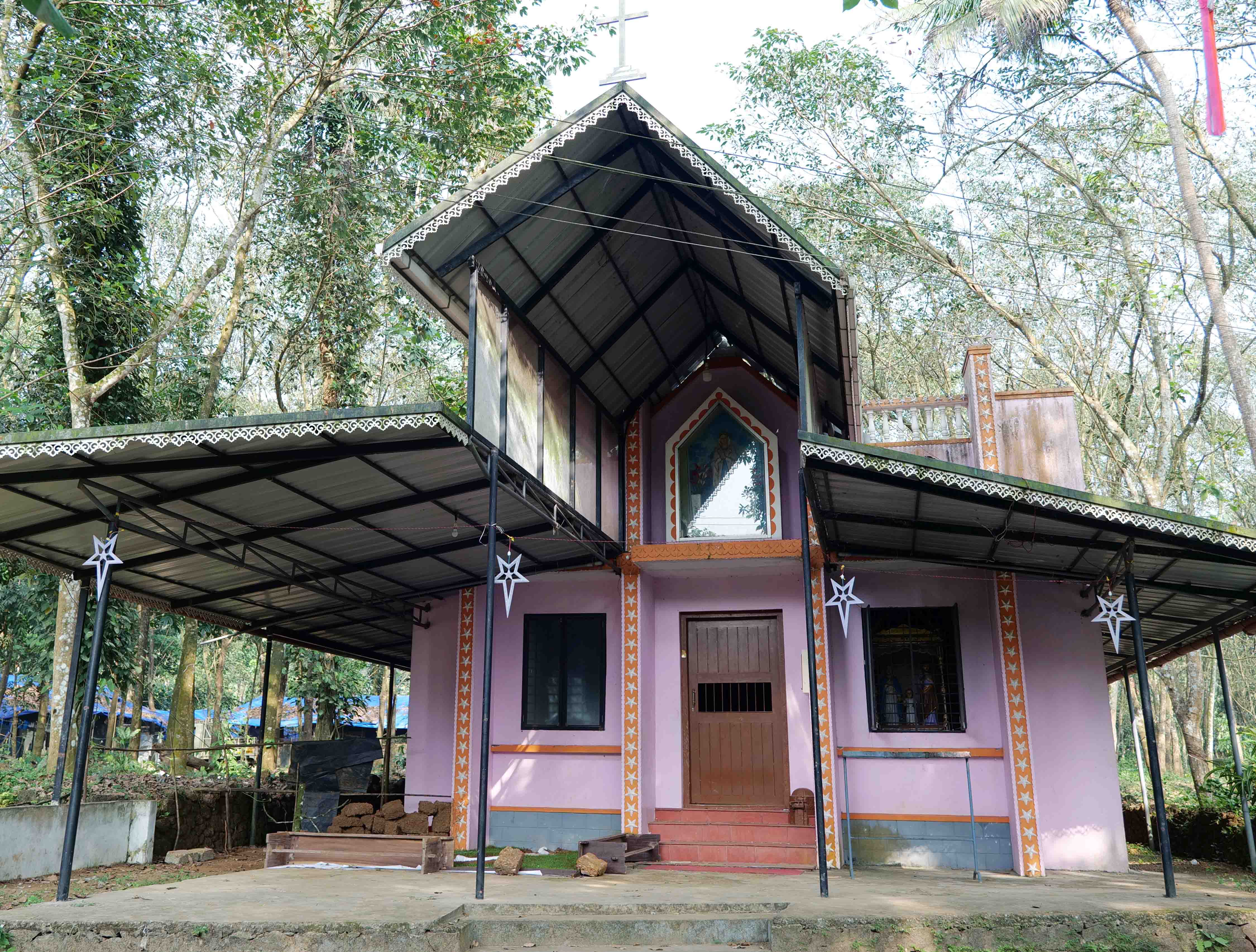 Holy Family Kappela, Parambram