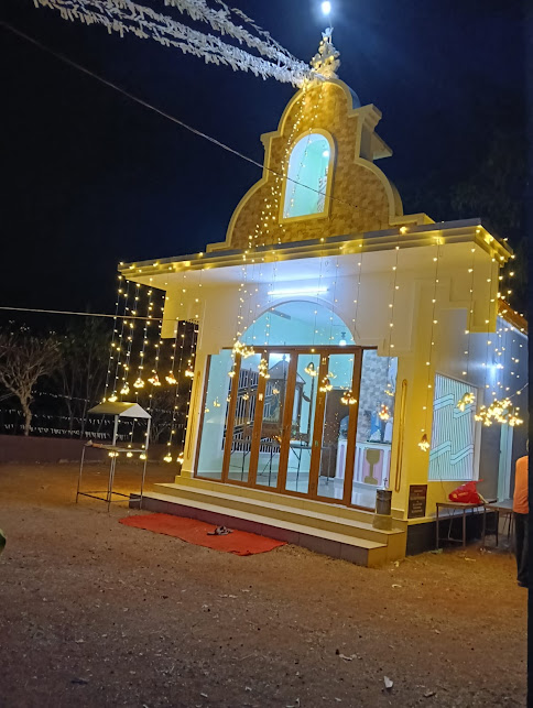 Holy Family, Nellikamalla